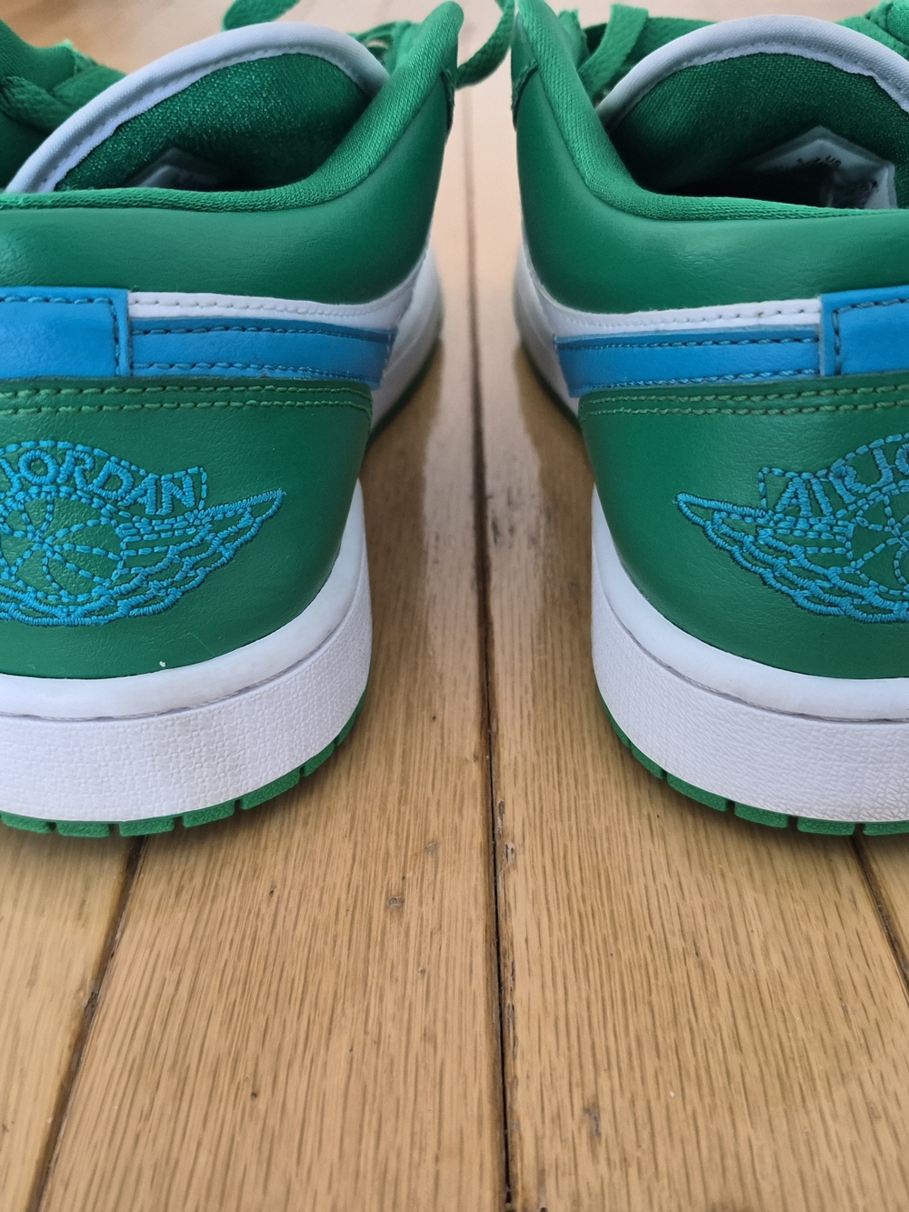 Jordan 1 Low Lucky Green Aquatone Women’s 10.5 Gorpcore Streetwear Dark Academia - Picture 7 of 12